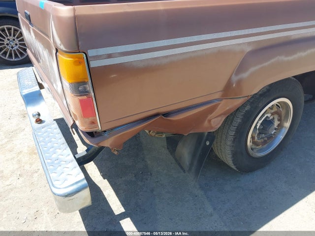 1988 Toyota Pickup 1/2 Ton Rn50 მანქანა იყიდება აუქციონზე, vin: JT4RN50A0J5168756, აუქციონის ნომერი: 45087546