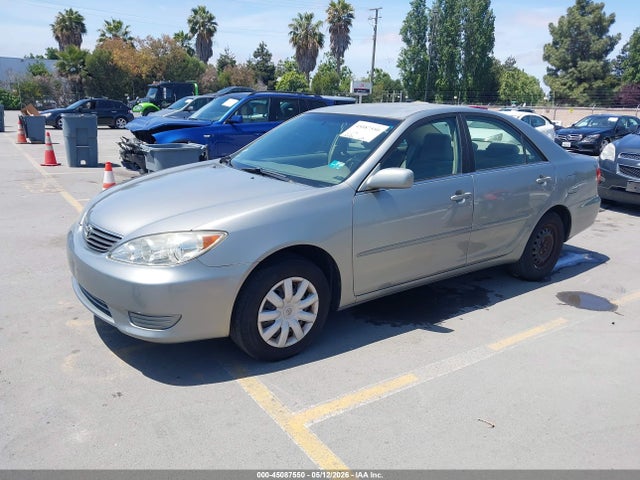 2006 Toyota Camry Le მანქანა იყიდება აუქციონზე, vin: JTDBE32K263058693, აუქციონის ნომერი: 45087550