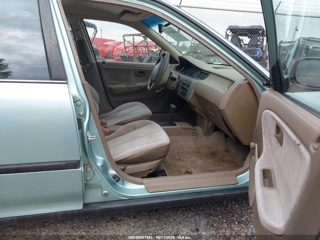 1992 Honda Civic Dx მანქანა იყიდება აუქციონზე, vin: 1HGEG8641NL049290, აუქციონის ნომერი: 45087563