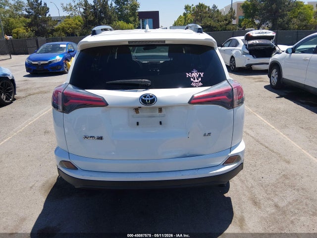 Продаж на аукціоні авто 2018 Toyota Rav4 Le, vin: JTMZFREV5JJ748995, номер лоту: 45087575