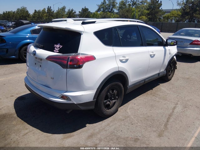 Продаж на аукціоні авто 2018 Toyota Rav4 Le, vin: JTMZFREV5JJ748995, номер лоту: 45087575