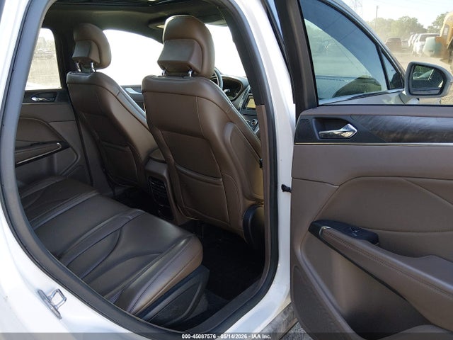 Продаж на аукціоні авто 2017 Lincoln Mkc Reserve, vin: 5LMCJ3C94HUL00725, номер лоту: 45087576