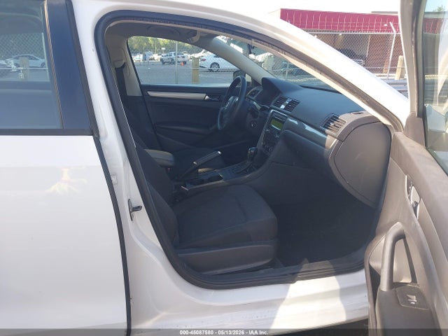 Продажа на аукционе авто 2013 Volkswagen Passat 2.5l S, vin: 1VWAP7A35DC051951, номер лота: 45087580