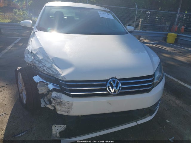Продажа на аукционе авто 2013 Volkswagen Passat 2.5l S, vin: 1VWAP7A35DC051951, номер лота: 45087580