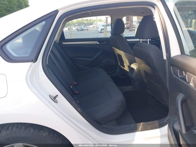 Продажа на аукционе авто 2013 Volkswagen Passat 2.5l S, vin: 1VWAP7A35DC051951, номер лота: 45087580