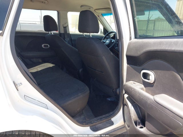 45087609 :رقم المزاد ، KNDJP3A57J7900382 vin ، 2018 Kia Soul + مزاد بيع