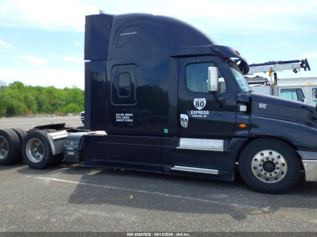 2016 Freightliner Cascadia 125 მანქანა იყიდება აუქციონზე, vin: 3AKJGLD65GSHD1513, აუქციონის ნომერი: 45087620
