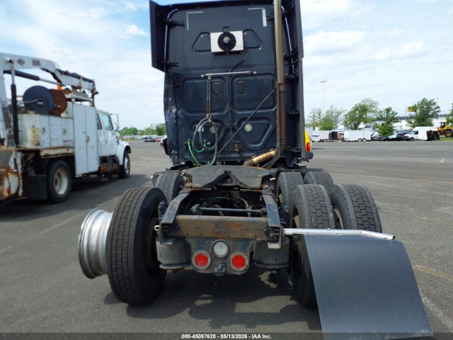 2016 Freightliner Cascadia 125 მანქანა იყიდება აუქციონზე, vin: 3AKJGLD65GSHD1513, აუქციონის ნომერი: 45087620