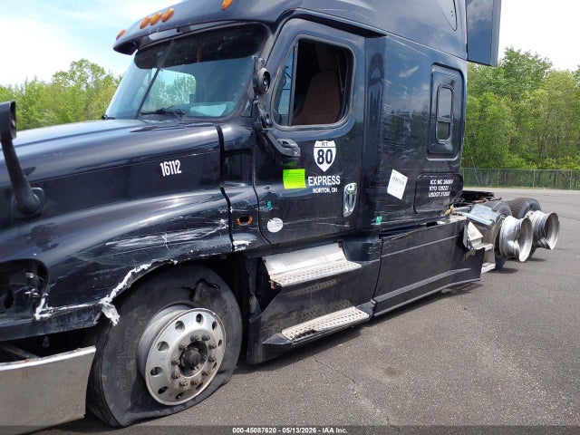 2016 Freightliner Cascadia 125 მანქანა იყიდება აუქციონზე, vin: 3AKJGLD65GSHD1513, აუქციონის ნომერი: 45087620