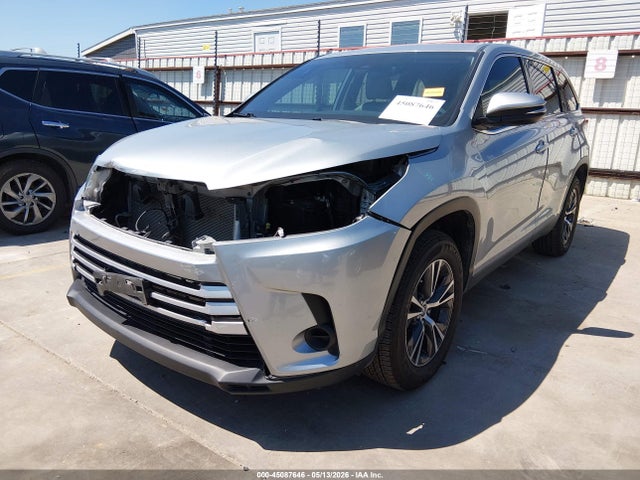 45087646 :رقم المزاد ، 5TDZZRFH2KS340586 vin ، 2019 Toyota Highlander Le مزاد بيع