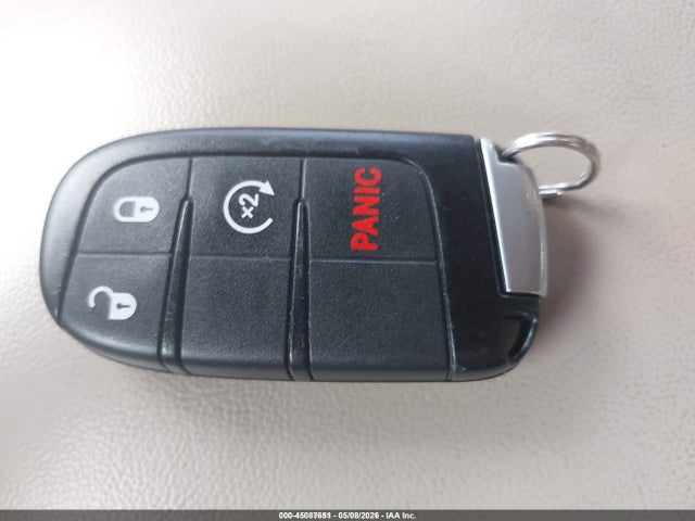 45087651 :رقم المزاد ، 1C4RJFAG0KC557737 vin ، 2019 Jeep Grand Cherokee Laredo E 4x4 مزاد بيع