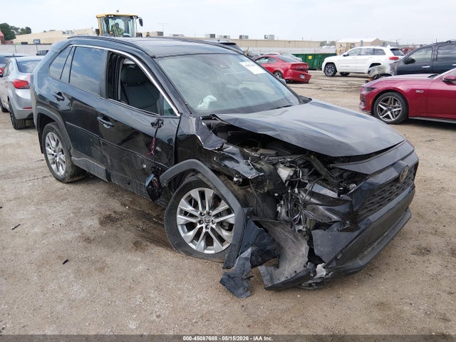 2T3A1RFV8SC500755 auction archive image