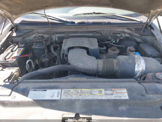 2000 Ford Expedition Xlt მანქანა იყიდება აუქციონზე, vin: 1FMPU16L2YLB14596, აუქციონის ნომერი: 45087725