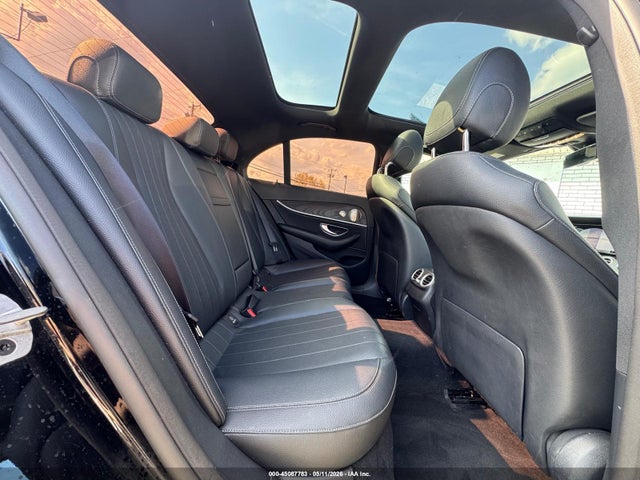 Продаж на аукціоні авто 2022 Mercedes-benz E 350 4matic, vin: W1KZF8EBXNB029411, номер лоту: 45087783
