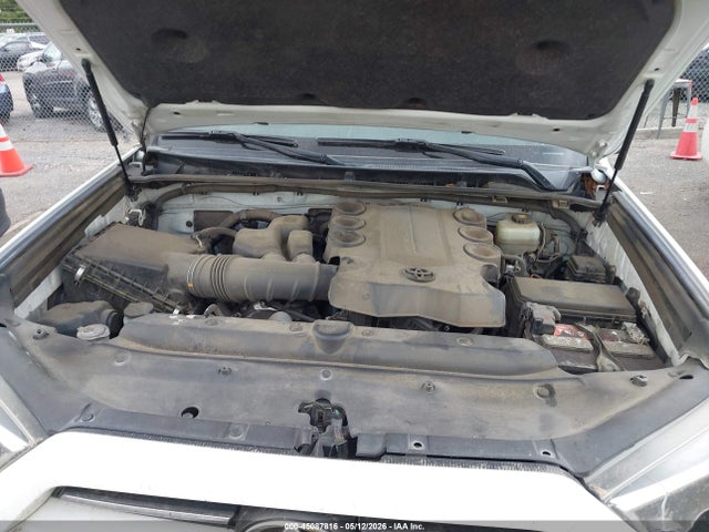 Toyota 4RUNNER SR5 2021 JTEMU5JRXM5868821 Image 10