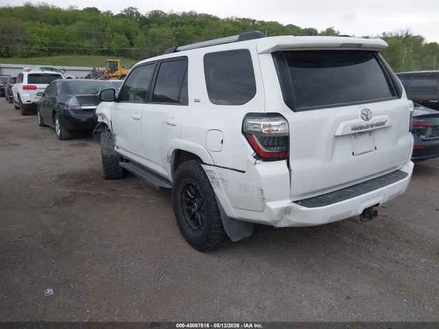 Toyota 4RUNNER SR5 2021 JTEMU5JRXM5868821 Image 3