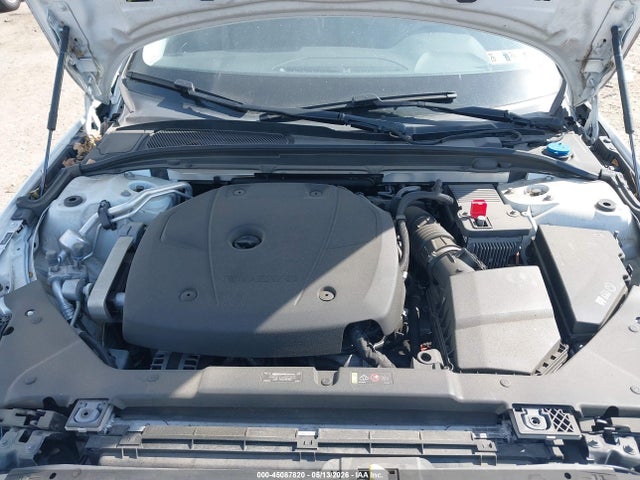 7JRA22TK5LG031667 Volvo S60 T6 Momentum