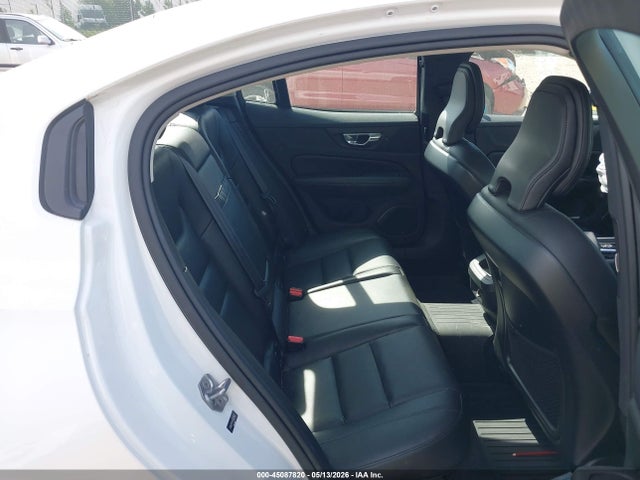 7JRA22TK5LG031667 Volvo S60 T6 Momentum