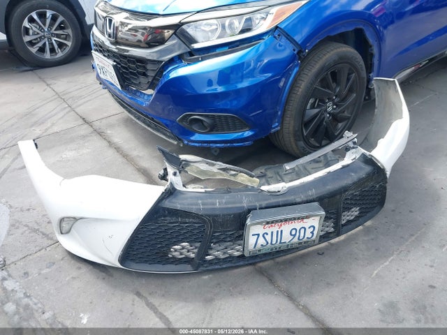 4T1BF1FK1GU243854 Toyota CAMRY SE