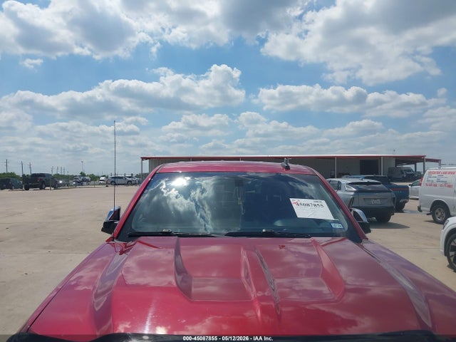 3GCPCREC6JG185696 Chevrolet Silverado 1500 1lt