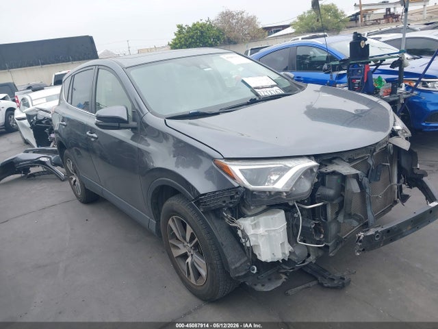 Auction sale of the 2017 Toyota Rav4 Xle, vin: JTMWFREV2HD106665, lot number: 45087914