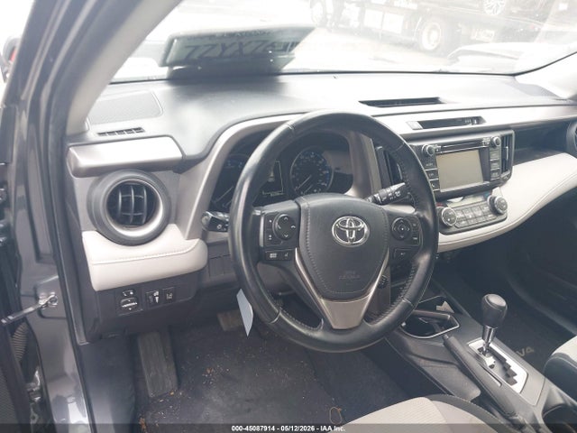Auction sale of the 2017 Toyota Rav4 Xle, vin: JTMWFREV2HD106665, lot number: 45087914