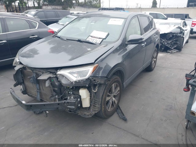 Auction sale of the 2017 Toyota Rav4 Xle, vin: JTMWFREV2HD106665, lot number: 45087914