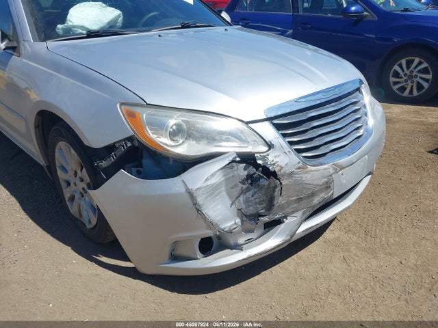2012 Chrysler 200 Lx მანქანა იყიდება აუქციონზე, vin: 1C3CCBAG7CN246258, აუქციონის ნომერი: 45087924