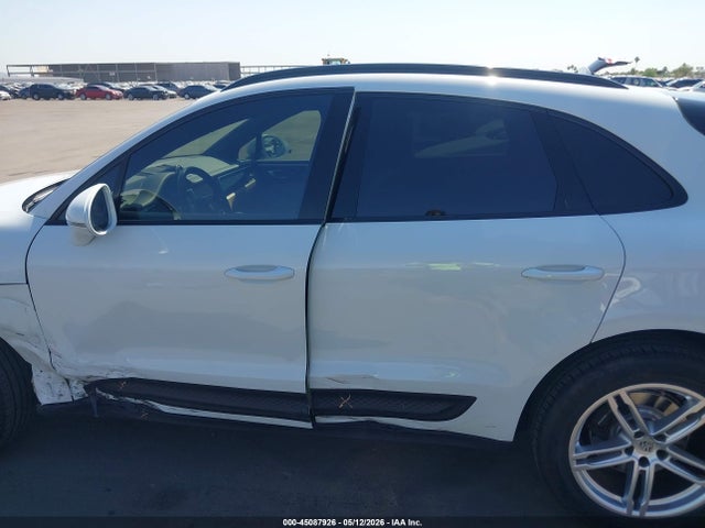 Porsche Macan 2022 WP1AA2A51NLB03262 Image 14