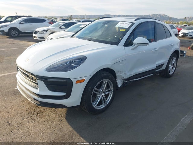 Porsche Macan 2022 WP1AA2A51NLB03262 Image 2