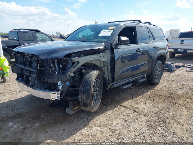 Toyota 4RUNNER SR5 2025 JTEVA5AR5S5000672 Image 19