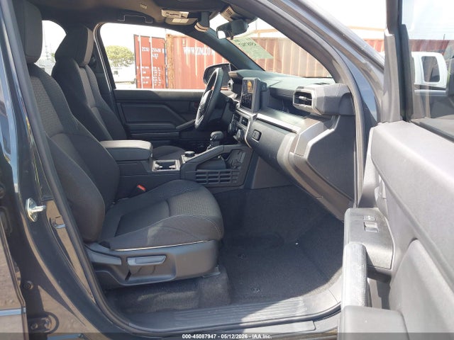 Toyota 4RUNNER SR5 2025 JTEVA5AR5S5000672 Image 22