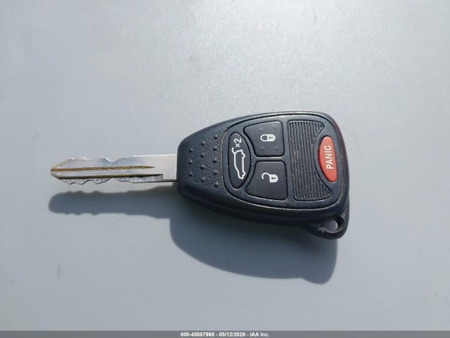 45087968 :رقم المزاد ، 1C3BC1FB9BN626428 vin ، 2011 Chrysler 200 Touring مزاد بيع