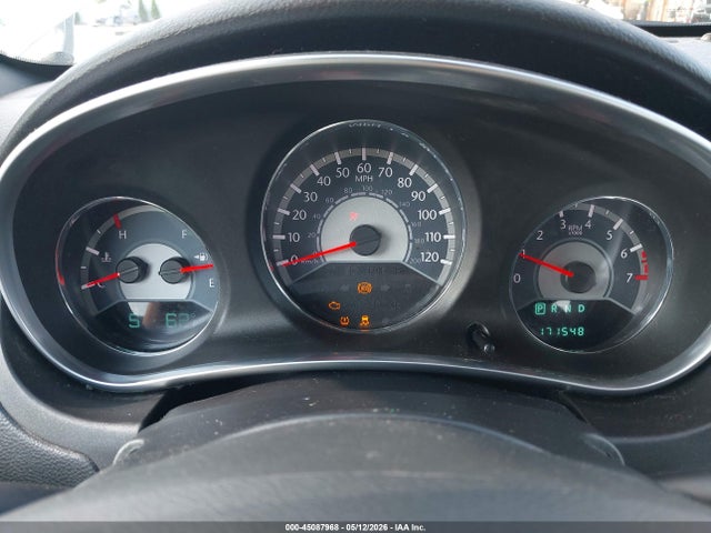 45087968 :رقم المزاد ، 1C3BC1FB9BN626428 vin ، 2011 Chrysler 200 Touring مزاد بيع