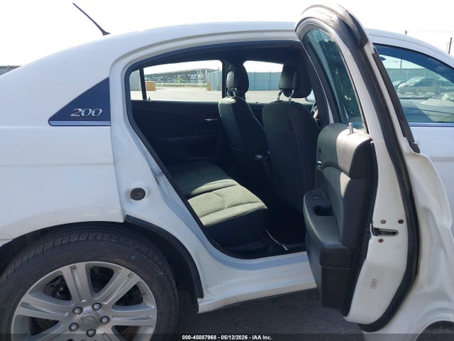 45087968 :رقم المزاد ، 1C3BC1FB9BN626428 vin ، 2011 Chrysler 200 Touring مزاد بيع