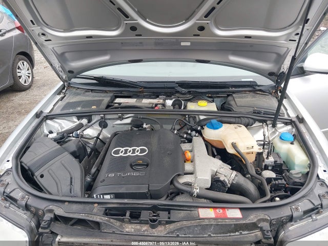 Продажа на аукционе авто 2005 Audi A4 1.8t Special Edition, vin: WAULC68E55A105915, номер лота: 45087971