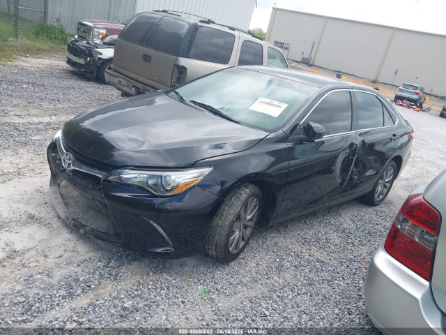 Toyota CAMRY XLE 2016 4T4BF1FK2GR570382 Image 2