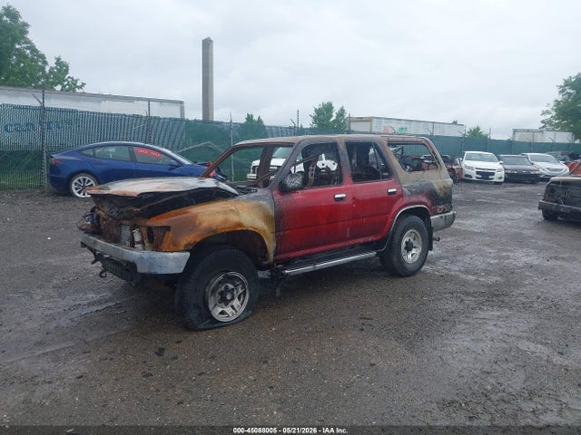 1991 Toyota 4runner Vn39 Sr5 მანქანა იყიდება აუქციონზე, vin: JT3VN39W2M8020388, აუქციონის ნომერი: 45088005