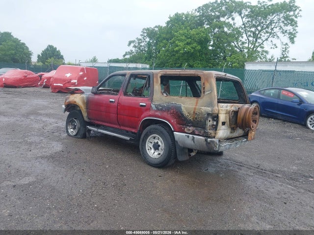 1991 Toyota 4runner Vn39 Sr5 მანქანა იყიდება აუქციონზე, vin: JT3VN39W2M8020388, აუქციონის ნომერი: 45088005