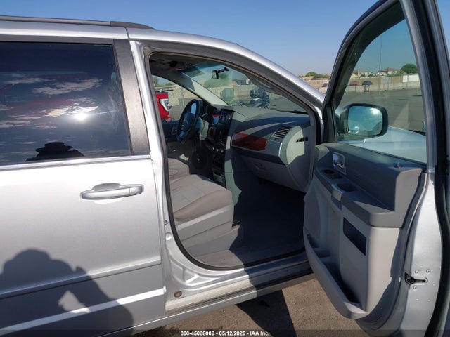Auction sale of the 2008 Chrysler Town & Country Touring, vin: 2A8HR54P98R801291, lot number: 45088006