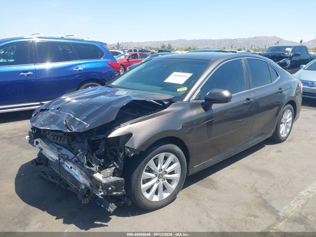 Toyota CAMRY LE 2020 4T1C11AK6LU933877 Image 2