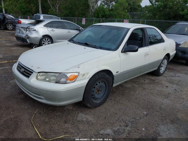 2001 Toyota Camry Le მანქანა იყიდება აუქციონზე, vin: JT2BG22K110576012, აუქციონის ნომერი: 45088073