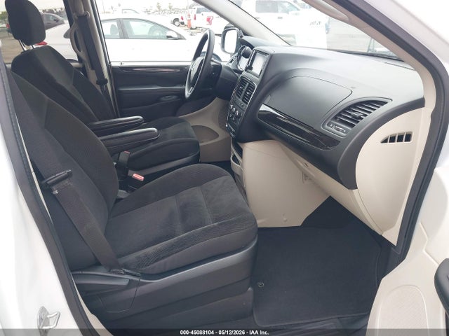 45088104 :رقم المزاد ، 2C4RDGBG0JR288740 vin ، 2018 Dodge Grand Caravan Se مزاد بيع