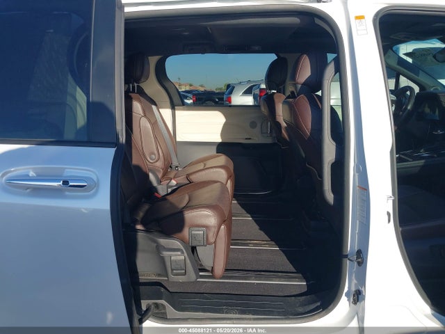 Aukcja sprzedaży 2022 Toyota Sienna Platinum, vin: 5TDESKFC6NS061872, numer aukcji: 45088121
