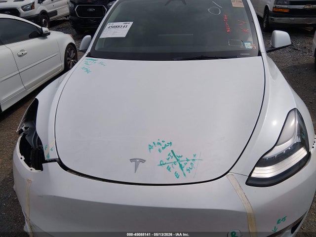 2023 Tesla Model Y Awd/long Range Dual Motor All-wheel Drive მანქანა იყიდება აუქციონზე, vin: 7SAYGDEE9PA141106, აუქციონის ნომერი: 45088141