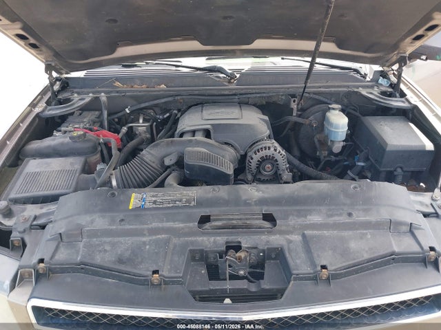 45088146 :رقم المزاد ، 1GNSKJE32BR171950 vin ، 2011 Chevrolet Suburban 1500 Lt1 مزاد بيع