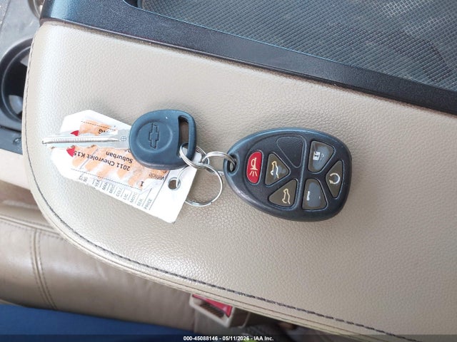 45088146 :رقم المزاد ، 1GNSKJE32BR171950 vin ، 2011 Chevrolet Suburban 1500 Lt1 مزاد بيع