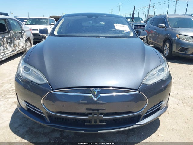 5YJSA1H1XEFP53018 Tesla Model S P85