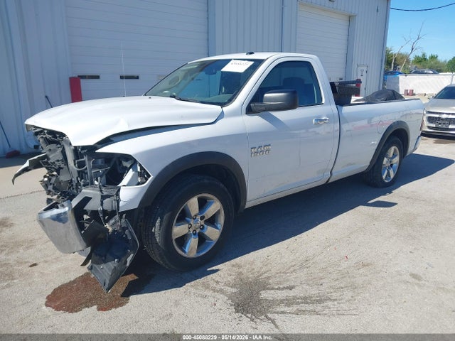 45088229 :رقم المزاد ، 3C6JR7EG3FG586097 vin ، 2015 Ram 1500 Big Horn مزاد بيع