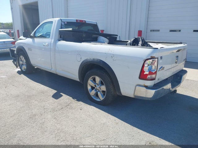 45088229 :رقم المزاد ، 3C6JR7EG3FG586097 vin ، 2015 Ram 1500 Big Horn مزاد بيع